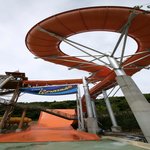 엄청큰 미끄럼 캐리비안베이에 생겼다  와일드<b>리버</b>