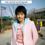 핑크자켓이 잘어울리는 남자연예인 - 현빈,세븐,브라이언,강지섭