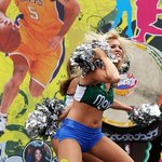 금발의 매력적인 우리가 진정한 <b>nba</b>치어리더