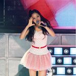 짧은 다리 <b>카라</b>, 허벅지 두께도 안습