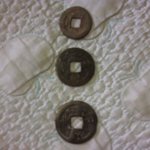 저희집에 있는 오래된 동전인데 한번봐주세요