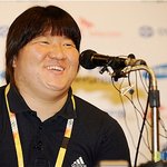 밝게 웃는 <b>장미란</b>, 금메달 휩쓸 듯