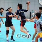 '우생순'여자핸드볼,러시아와 극적<b>무승부</b>!!
