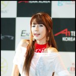 육감적이면 군살 없는 s라인 <b>매혹적</b>인 몸매의 미녀들 스타들