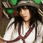 <b>아줌마</b> 비쥬얼 선예, 스무살 맞아?