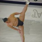 <b>스모</b>선수가 스케이트타면 이상한가요