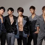 <b>큐티</b> vs 성숙 동방신기