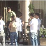 미국의 <b>비버리</b> 힐즈 매장 부근에서 비의 모습