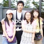 공유 생일 <b>때</b> 팬들과 함께 찍은 <b>사진</b>