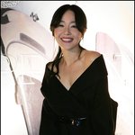 프라다 매장 방문한 명품족 연<b>옌들</b>