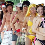 누구 수영복이 가장 특이해요?