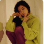 박한별 보라색 <b>스타킹</b> 신은 각선미! 쭉 뻗은 다리가 부러워