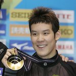 박태환，해킷 누르고 자유형 400m 金