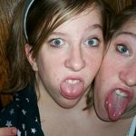 미국의 <b>한몸</b> 두얼굴 자매