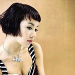 믿을 수 없는 진짜 가슴의 연예인들