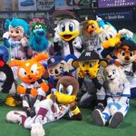 일본<b>야구</b> 마스코트들 단체사진