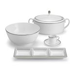 패션 디자이너 베라 왕이 디자인한 본챠이나 <b>그릇들</b>