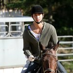 <b>승마</b>연습하고 있는 강지환 직찍