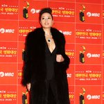다들 검정드레스를...다 이뻤어요....<b>이날</b> 워스튼 없는듯.....