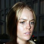 <b>린지</b>로한, 사만다와 싸웠나? 표정이 우울해보여