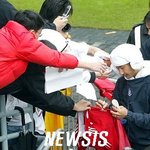 이천수 <b>홍콩</b>에서 양머리 패션