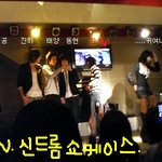최근 귀여니 모습 귀빡이 연습중?