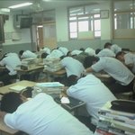<b>폭탄</b>이 떨어진 교실