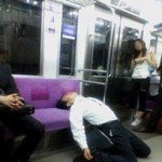 지하철 <b>졸음</b>을 예술로 승화시킨 그분...