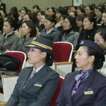 [고속철도 승무원] <b>땅</b> 위의 스튜어디스라 불리우는 그들...