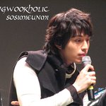 이동욱 생일때 고화질 직찍~피부 제대로 <b>예술</b>