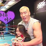 미녀와<b>야수</b>.. <b>야수</b>는 느끼는중 !