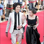 <b>백상</b>에서 수트가 멋드러진 정일우..미칠이랑...