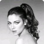 박시연과 젊은 시절 <b>사만</b>다 닮았네요