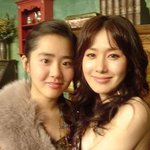 김지수가 <b>문근영</b>과 찍은 셀카~15살 차이라고?!?!