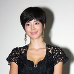 숏커트 한 김민선, 검은 미니스커트 입고 <b>시사</b>회장에~