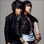 새로 공개된 조인성-성유리 화보사진! 섹<b>시미</b> 와우~