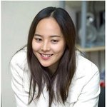송곳 같은 턱 <b>수수</b>한 매력 유진