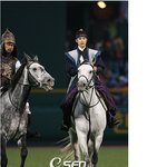 말타고 시구하러 온 정태우! <b>잇힝</b>~