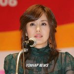 갈수록 젊어지는 김지수, <b>비결</b>이라도?