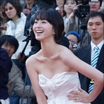 한예슬, <b>순백</b>의 드레스가 너무 잘어울려~