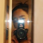 새 카메라 든 윤은혜, 이런건 <b>틈새</b> 셀카?