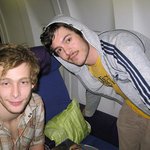 아담 <b>브로디</b> 파티장에서 여자와 뒹구는 사진