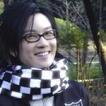 무려 100만원에 <b>낙찰</b>돼었다던 목도리 공개