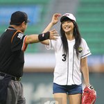김시향 시구 " 제 시구 어땠나요?"