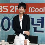 홍진경이 <b>dj</b> 돌아왔다. 더 마른 모습으로 행사 참석!