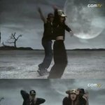 보아 'eat you <b>up</b>' 티저속 빛나는 개미허리!! 부럽~