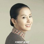 아시아나항공의 새로운 <b>전속모델</b>