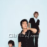 보는 것만으로도 <b>뿌듯</b>해, 씨네21 <꽃미남 연쇄 테러사건> 동해...