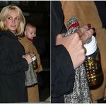 브리트니 아기에게 우유아닌 <b>쥬스</b>를?