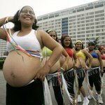 <b>페루</b>의 임산부 댄스 대회^^;;